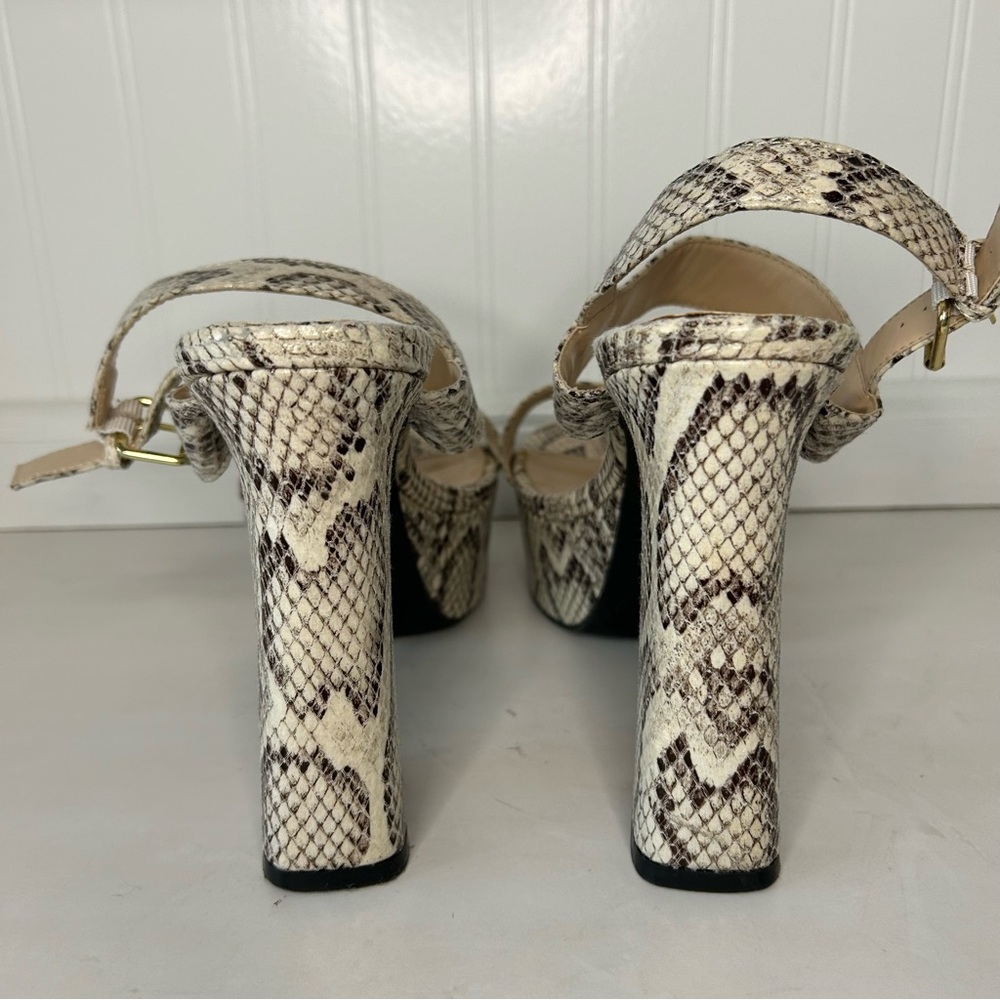 Superdown Piero Heel - Picture 5 of 11
